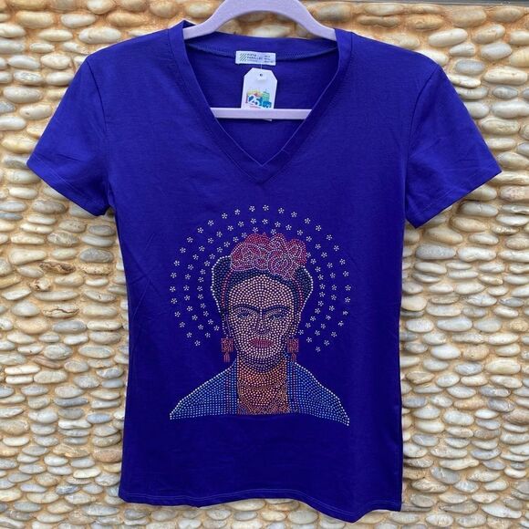 Fifth Parallel MOLAA Latin American Rhinestone T-Shirt. Size Large. NWT! - Picture 1 of 5